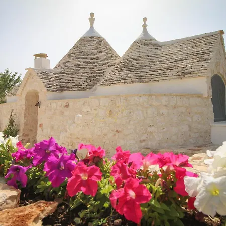 Td Trulli Della Rosatella Typical Trulli With Pool