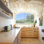 Td Trulli Della Rosatella Typical Trulli W Pool 카스텔라나그로테