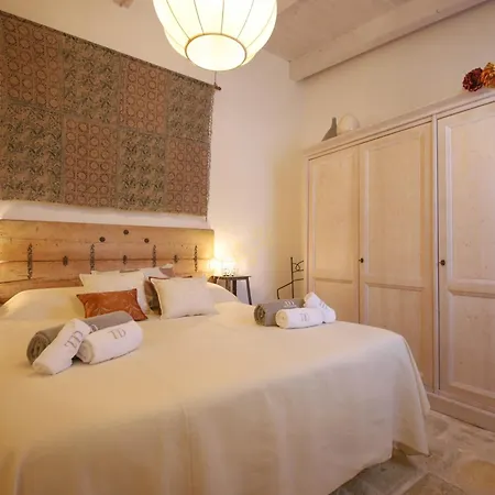 Td Trulli Della Rosatella Typical Trulli With Pool Villa