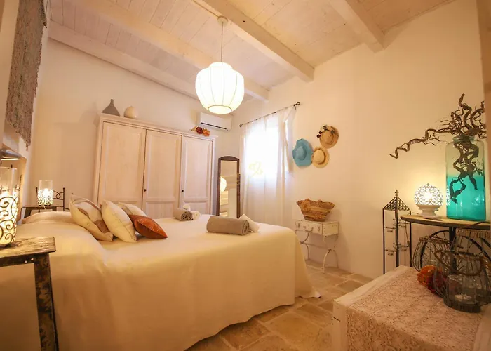 Villa Td Trulli Della Rosatella Typical Trulli With Pool Castellana Grotte